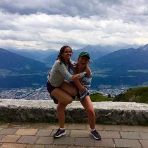 Meet your Posher, Lauren